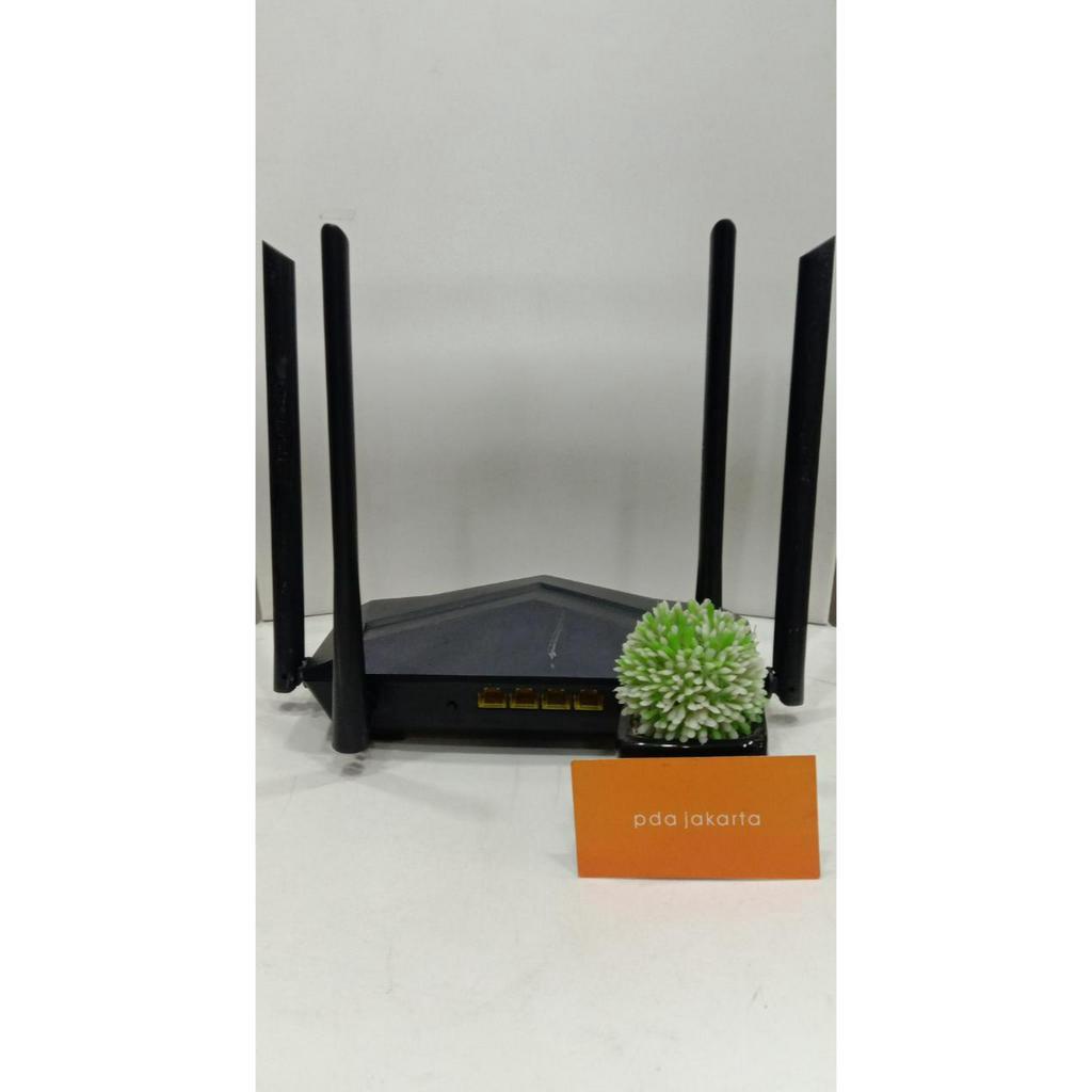 Tenda AC10 AC1200 MU-MIMO Dual-Band Gigabit Wi-fi Router Repeater