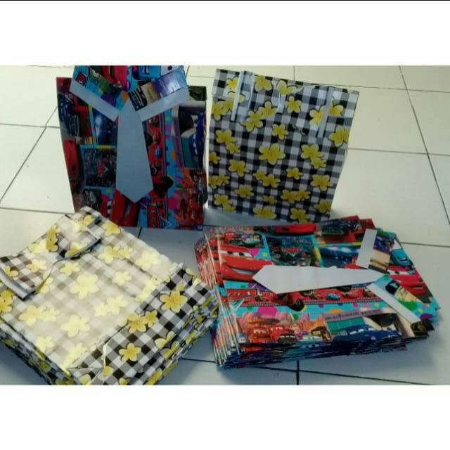 

Kertas Kado instan