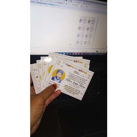 

STIKER KHITANAN STIKER ULANG TAHUN STIKER TASYAKUR STIKER ACARA STIKER SUNAT STIKER LABEL TASYAKUR