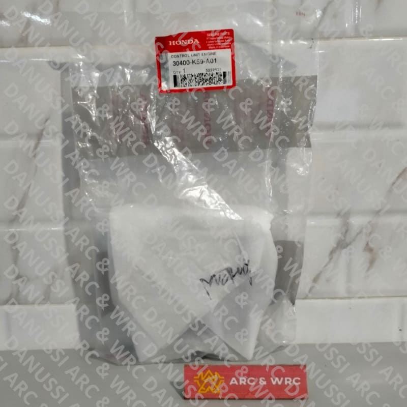 (100% Ori ) ECU / ECM Honda Vario 150 eSP 2015 - 2016 mantap