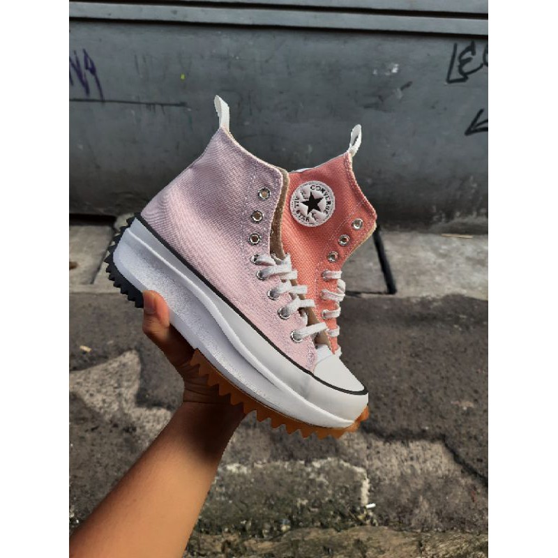 converse lugged pink