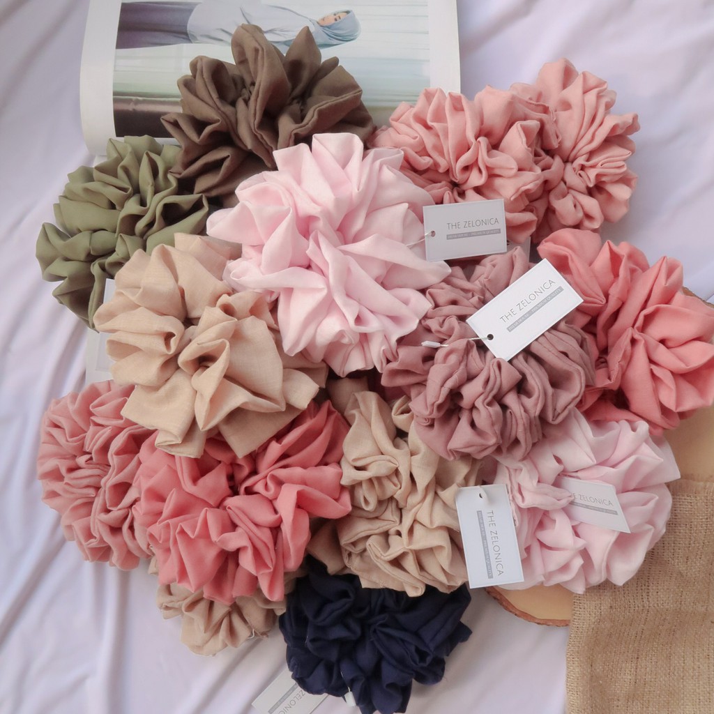 THEZELONICA SCRUNCHIE VOAL