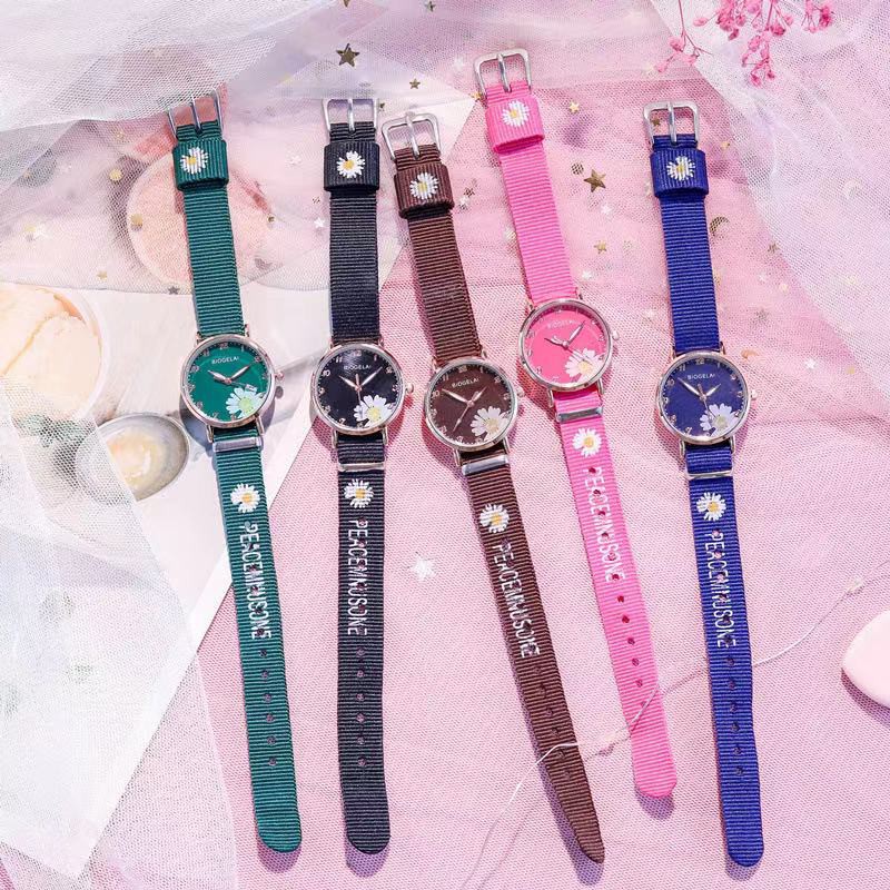 Jam Tangan Canvas Bunga Daisy Wanita Quartz Analog Casual Fashion Gaya Korea Import