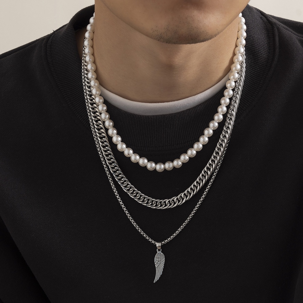 Kalung Rantai Multilayer Liontin Bulu Aksen Mutiara Gaya Retro Eropa Amerika Untuk Pria