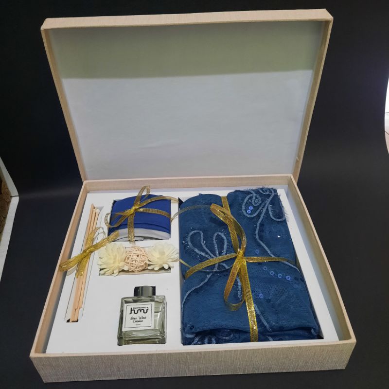 Hampers Pasmina Tile