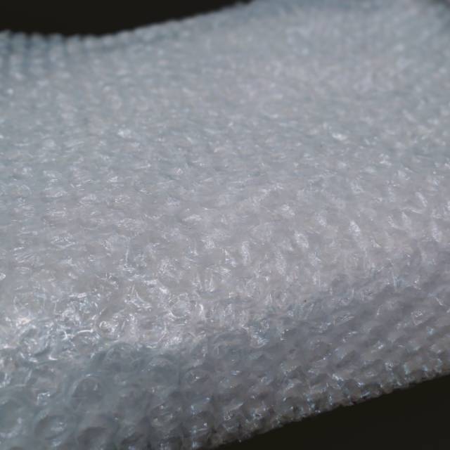 

Bubble Wrap Hanya untuk tambahan saat Packing