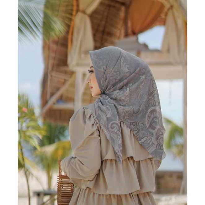 The Wave Series Buttonscarves ( STORMY ) - voal ( PRELOVED )