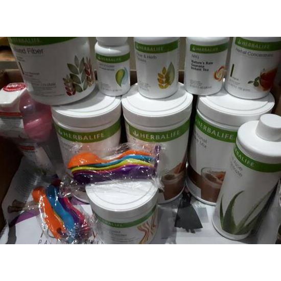 Paket lengkap#herbalife#with 3 shake n semua produk msg2 1 + ppp 1 .