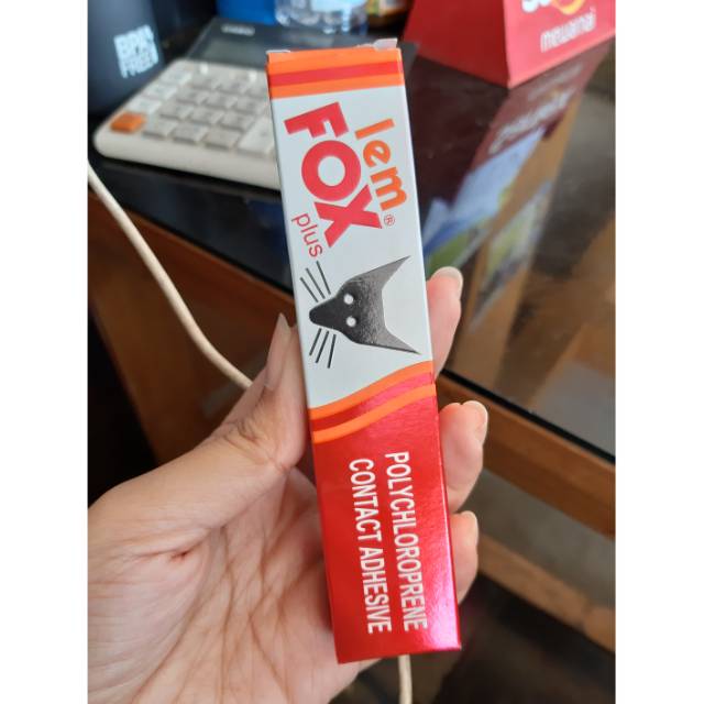 

LEM FOX PLUS / LEM FOX KUNING / LEM KARPET SENDAL KAYU SERBA GUNA AIBON ODOL 20gr