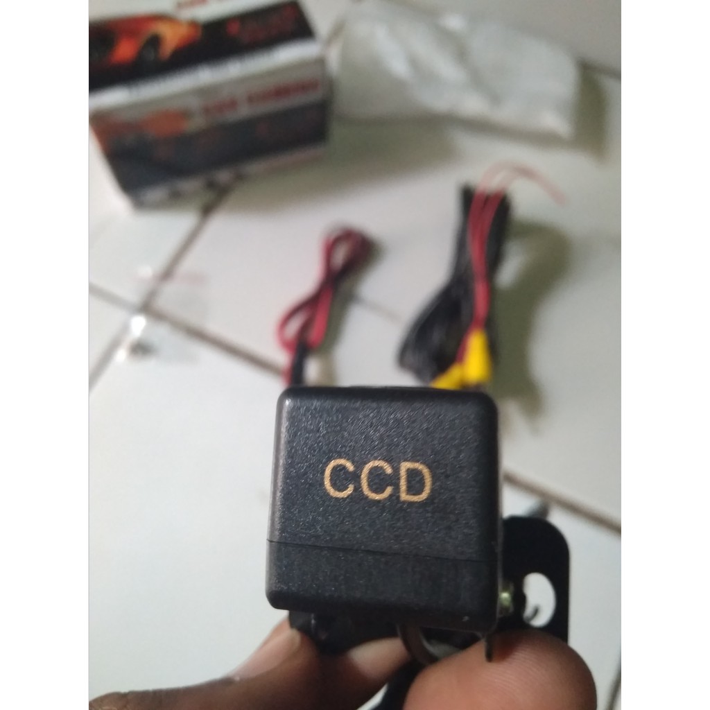 Kamera Mobil Mundur 4 LED Kualitas Original Camera Parkir Dengan Lampu