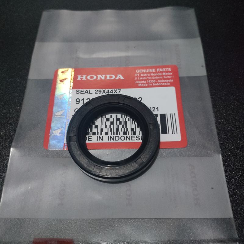 SEAL OIL SEAL RODA BELAKANG VARIO 110 BEAT SCOOPY SPACY  BEAT FI
