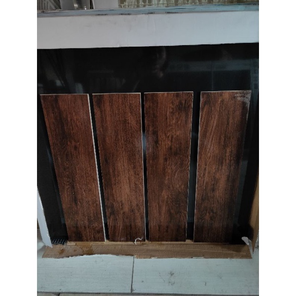 Granit motif kayu 15x60 Walnut Indogress