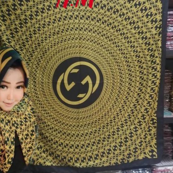 [ RZF ] HIJAB SEGIEMPAT VOAL PREMIUM DENAY DESKA KW LARIS ««