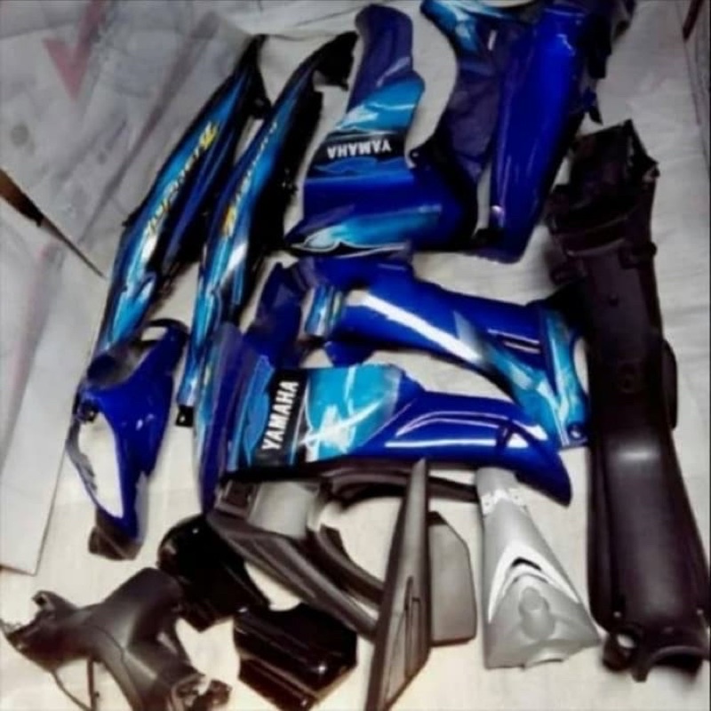 Full body kasar halus Jupiter z Burhan biru hitam