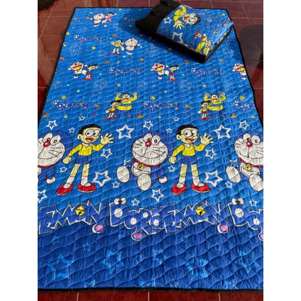 Karpet Lantai Quilting Karakter Doraemon Nobita Ukuran JUMBO 230cm × 170cm TERMURAH