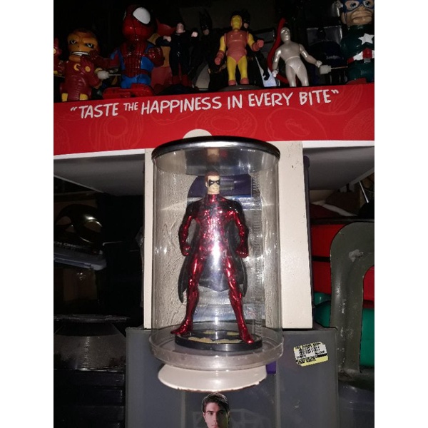 DC ACTION FIGURE