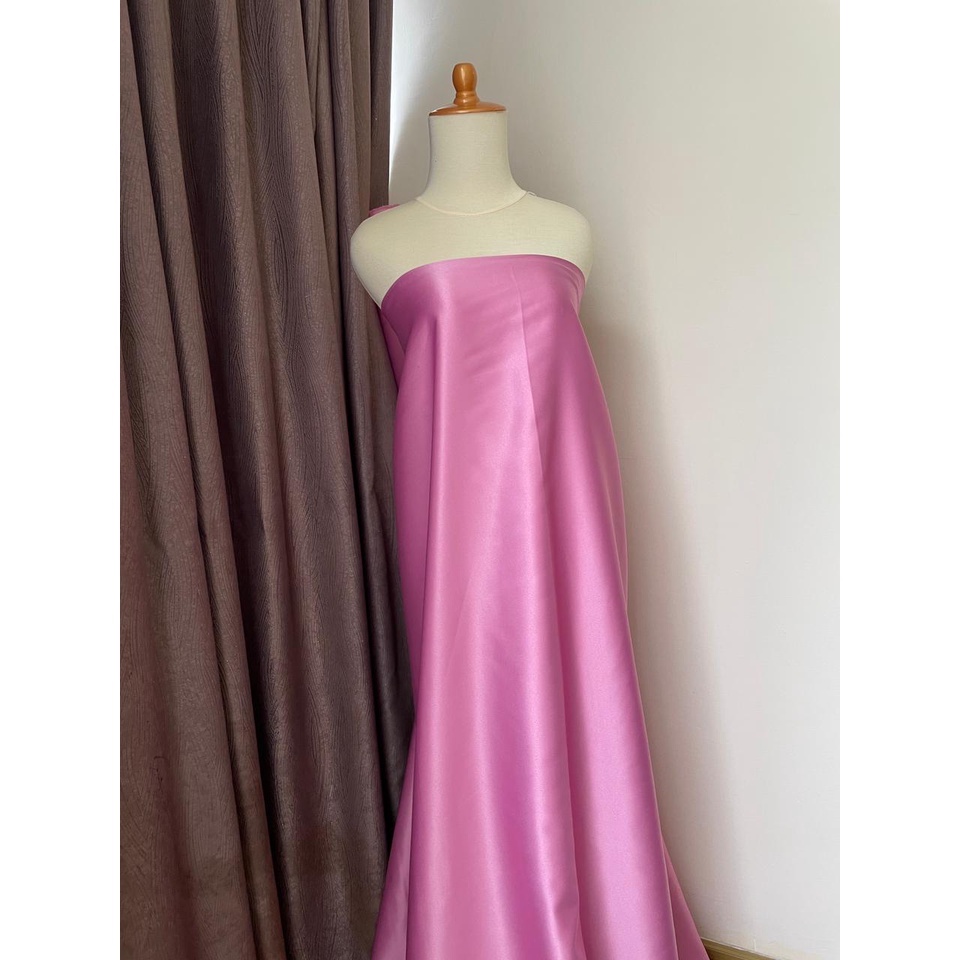 Bahan Kain Satin Velvet Premium Bisa untuk Bridesmaids Meteran Warna Raspberry