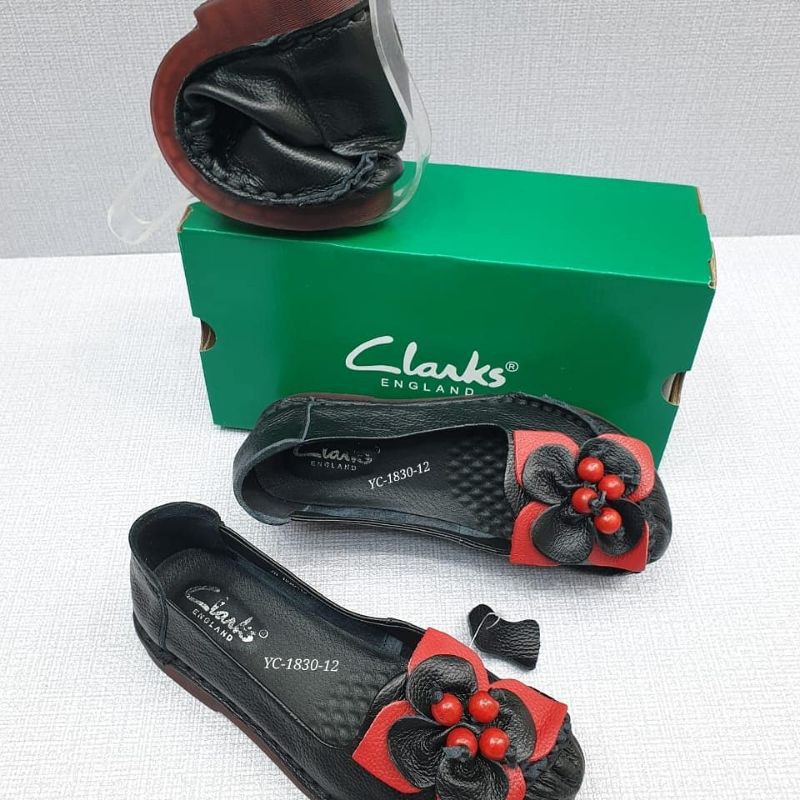 Clarks flat flower 1830 / SEPATU CLARKS Wanita