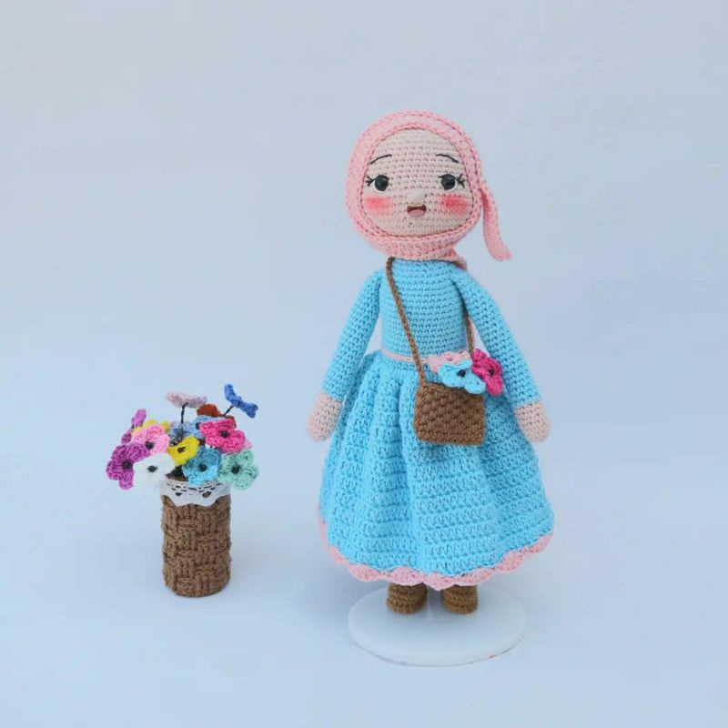 boneka hijab rajut ready /boneka/handmade