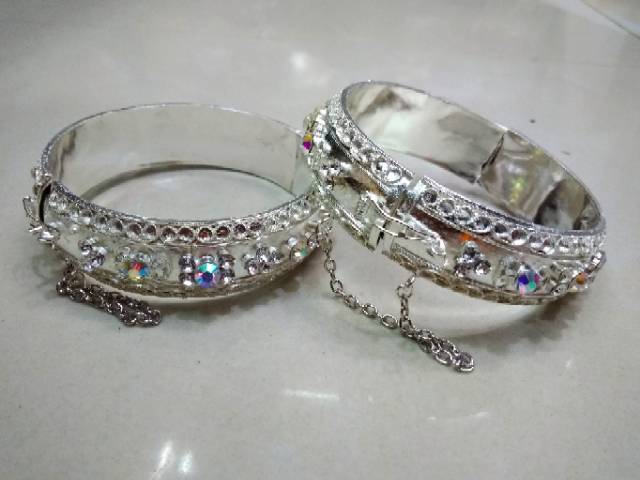 Gelang kelono dodot/gelang paes ageng