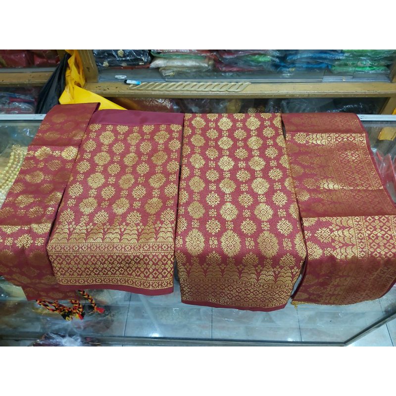 sepasang songket pengantin adat koto gadang minang padang