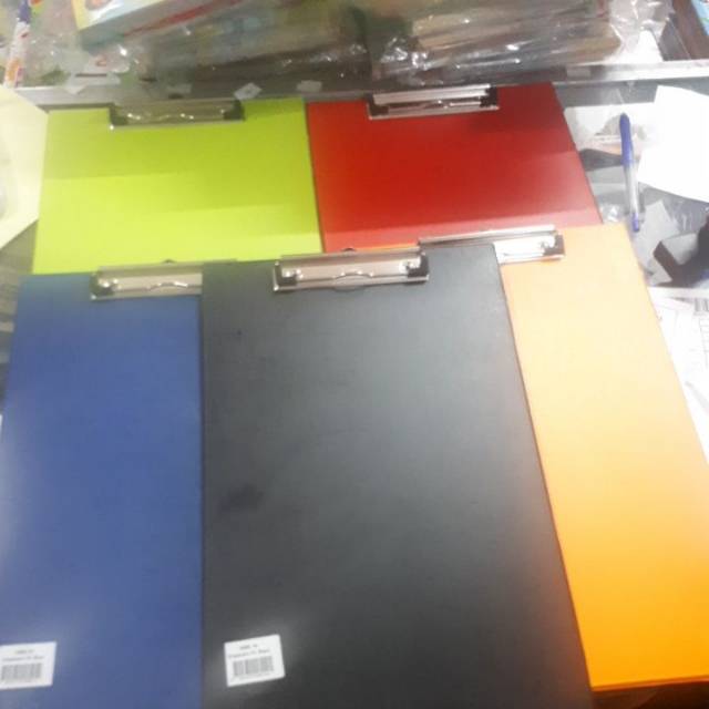 

Papan jalan ujian dada bantex polos size 36x24cm