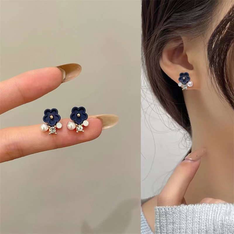 Anting Rhinestone Blue Flower Gold Stud Earring