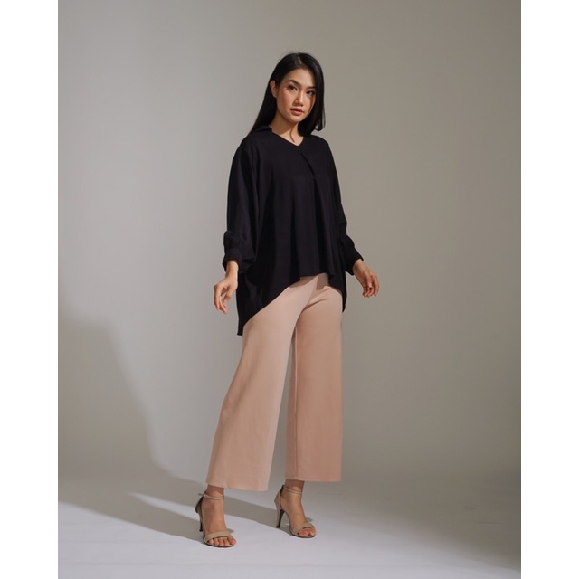 TAMPAK GAYA - Blooming Blouse Black / Oversize / Polos / Hitam