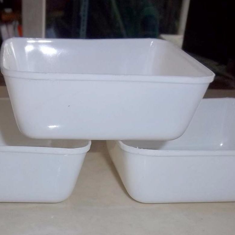 

4.4 MALL 12 pcs (1 lusin) Tempat Kancing 11 cm ♣
