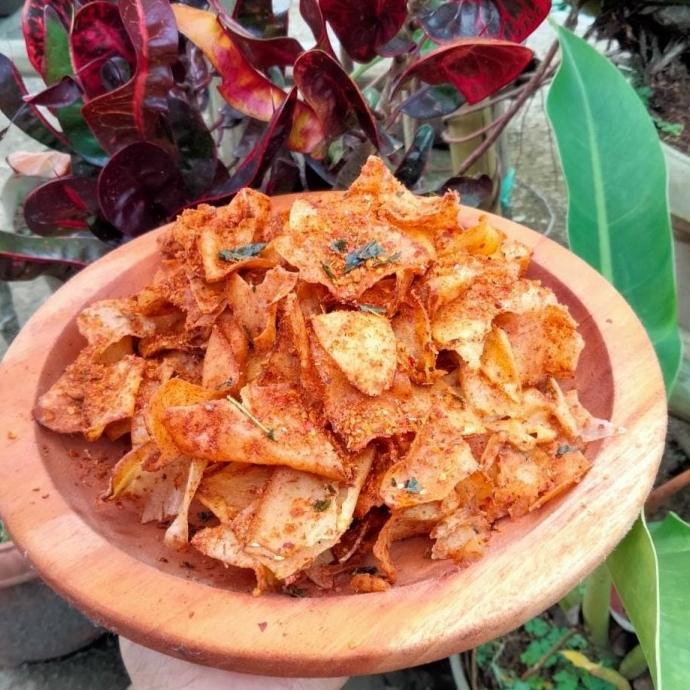 

SNACK KILOAN KERIPIK SINGKONG KRIPSET DAUN JERUK 250 GRAM MURAH .