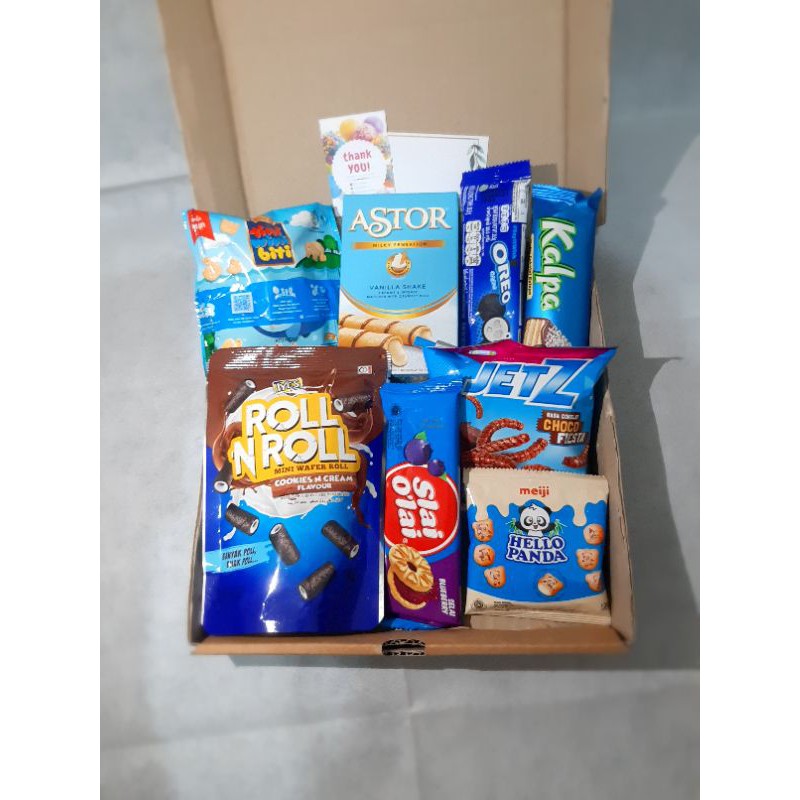 

SNACK BOX BIRU GIFT BOX BIRU SNACK BOX WISUDA SNACK BOX ULANGTAHUN