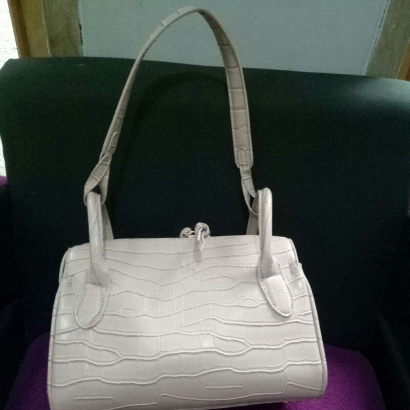 Preloved berlin bag-croco nude by heylocal.id