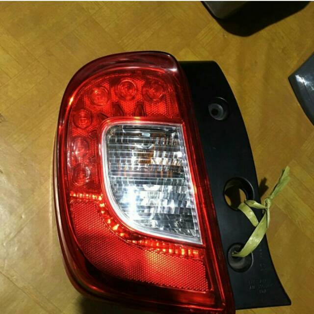 Stoplamp lampu belakang nissan march led