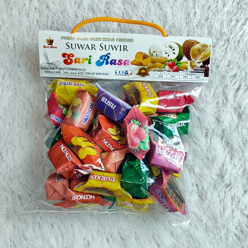 

Suwar Suwir Sari Rasa / Oleh Oleh khas Jember / Rasa Mix Buah
