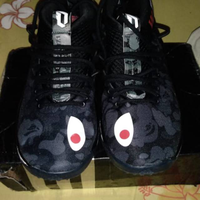 Sepatu adidas bape dame 4