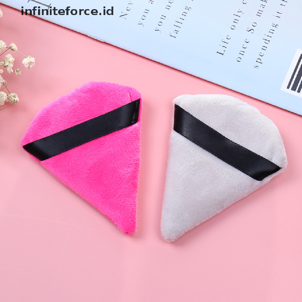 (Infiniteforce.Id) Spons Beauty Blender Mini Bentuk Segitiga Bahan Velvet Untuk Makeup / Kosmetik Wanita