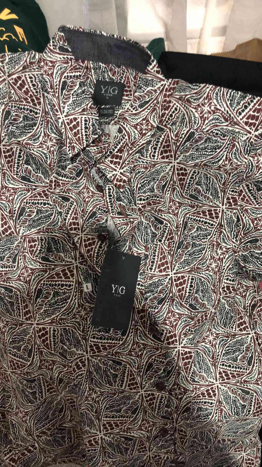 Yege Kemeja Batik Pria 7074 Lengan Pendek