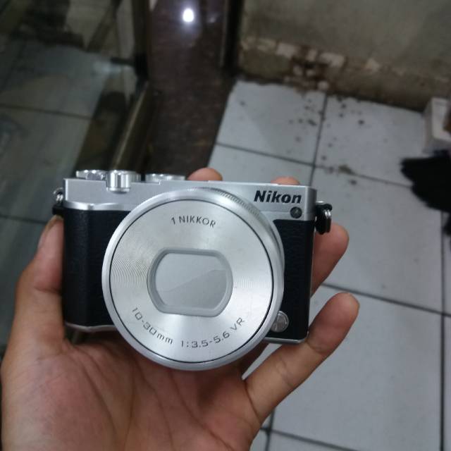 Nikon j5 dan lensa standar