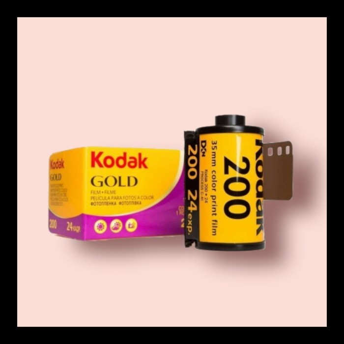 Kamera Analog - Kodak Gold 200 Roll Film Kamera Analog
