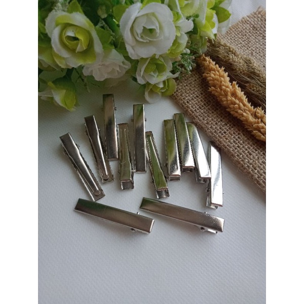 Jepit Buaya Besi  12pcs
