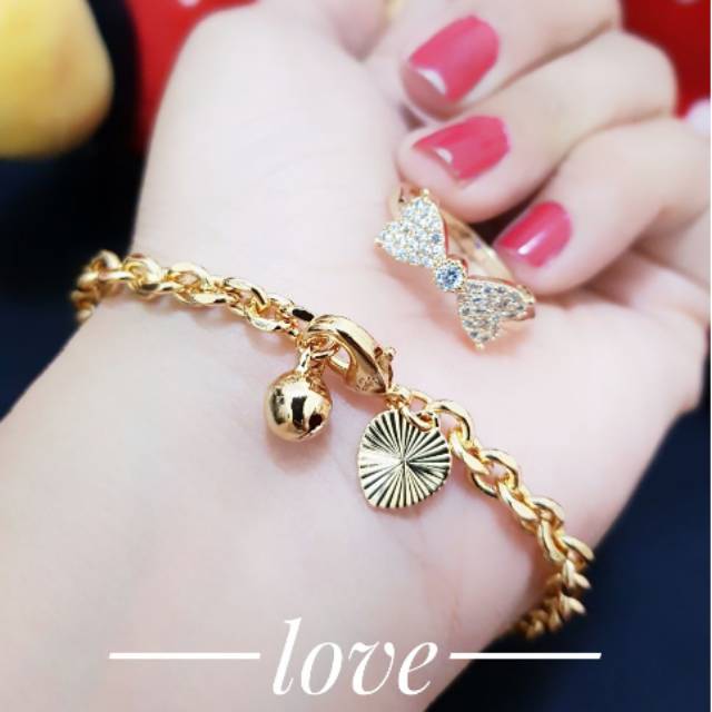 Gelang tangan dan cincin pita