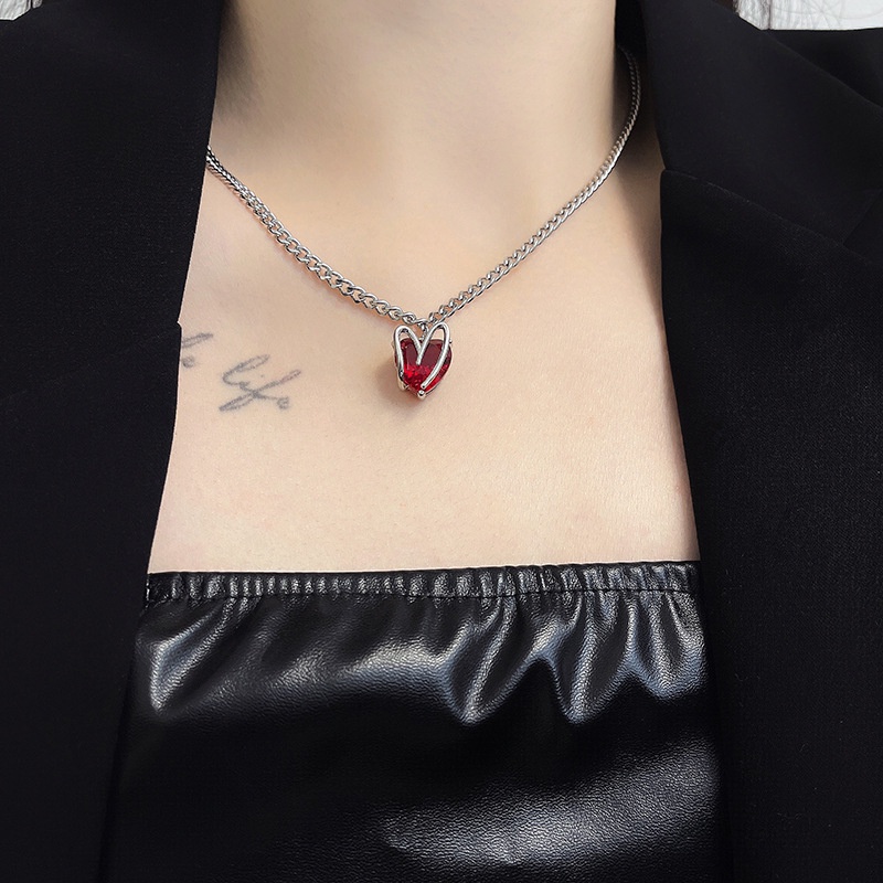 Kalung Rantai Dengan Liontin Hati Zircon Warna Merah Tua Untuk Wanita