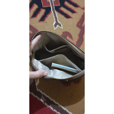 MK Jet Set Travel XS Dome Crossbody