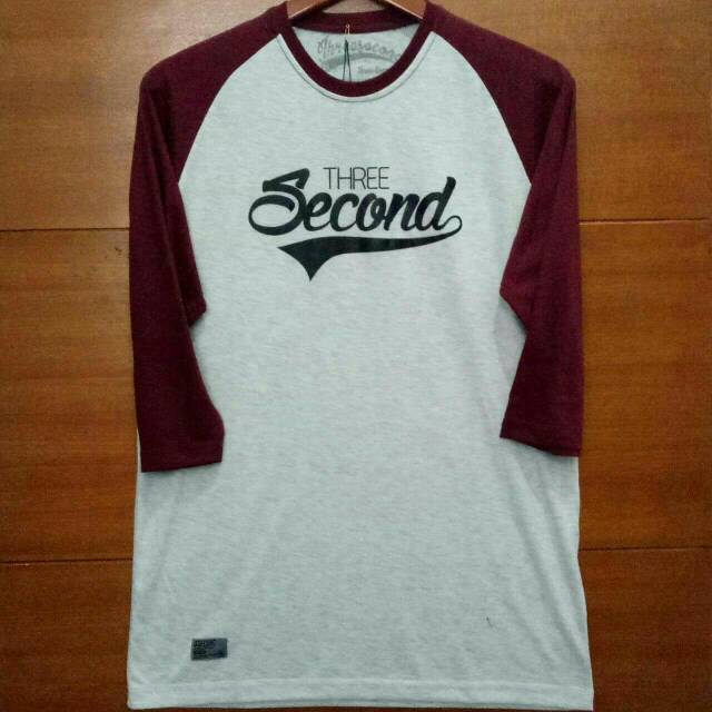 PROMO DISKON Kaos Reglan THREESECOND LENGAN PANJANG TERMASUK TERBATAS KADO HADIAH LEBARAN