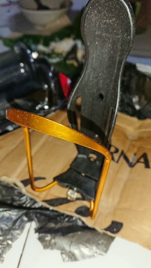 Kawat Botol Minum Sepeda Motor