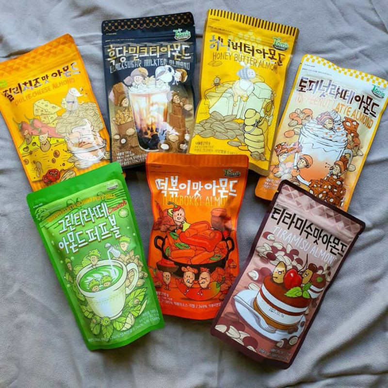 Tom's Tteokbokki Almond 210 g Cemilan Korea