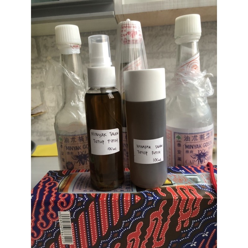 Minyak Tawon tutup Putih 100 ml khas Makassar