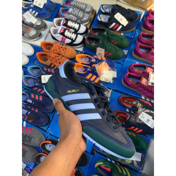 Adidas Valencia City Series