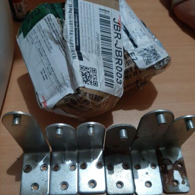 Bracket Apar Gantungan Hanger Tabung Pemadam Kebakaran Api Gagang Besi Powder Serbuk 1-9 & Co2 1-7kg