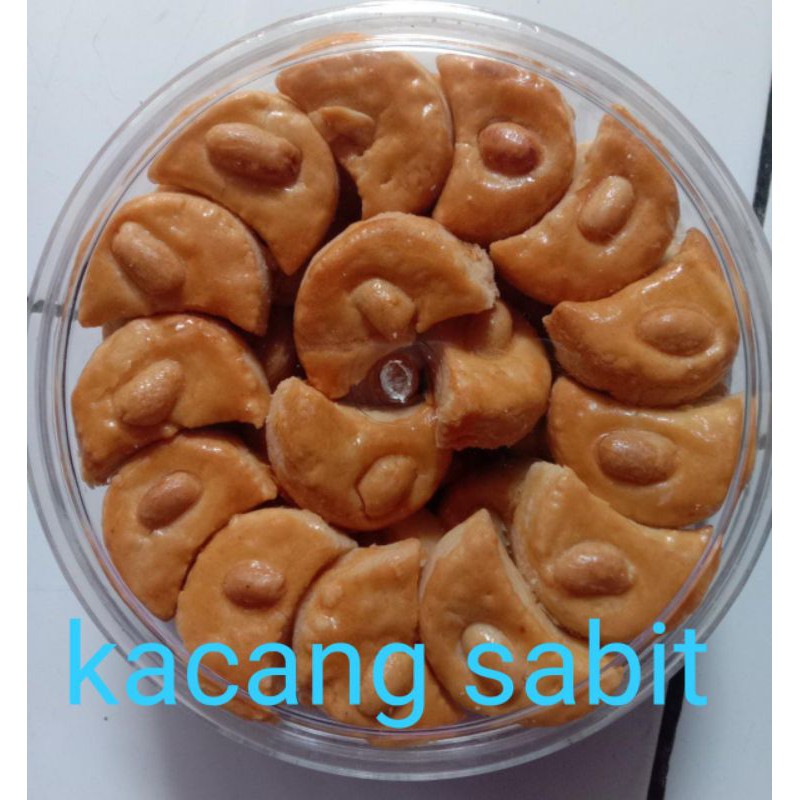 

kue Kacang sabit